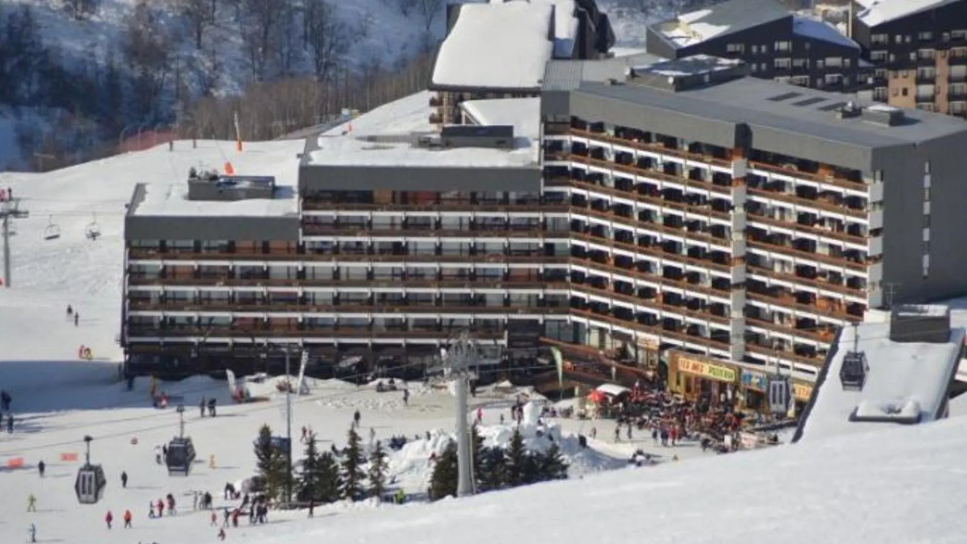Studio Ideal Couple, Au Pied Des Pistes Avec Balcon Et Equipements Complets - Les Menuires - Fr-1-452-102 Сен-Мартен-де-Бельвиль 0*,  Франция